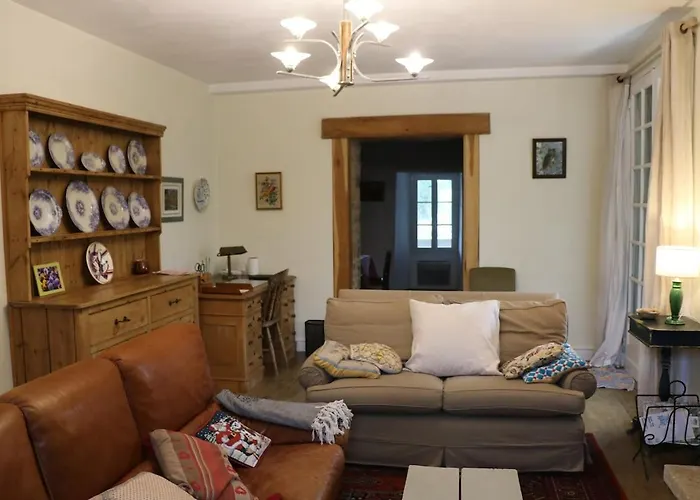 Maison Ancienne En Perigord, 10 Personnes *