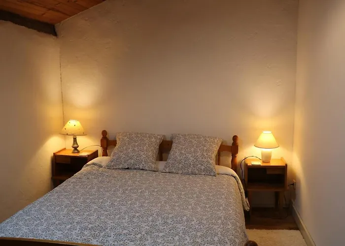 Maison Ancienne En Perigord, 10 Personnes *