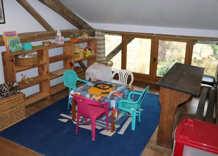 Maison Ancienne En Perigord, 10 Personnes 度假居 *